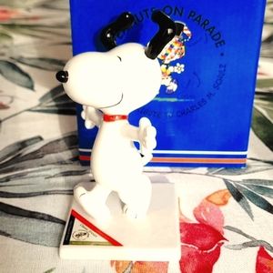 Peanuts 🥜 on parade Saint Paul's tribute to Charles and Schulz